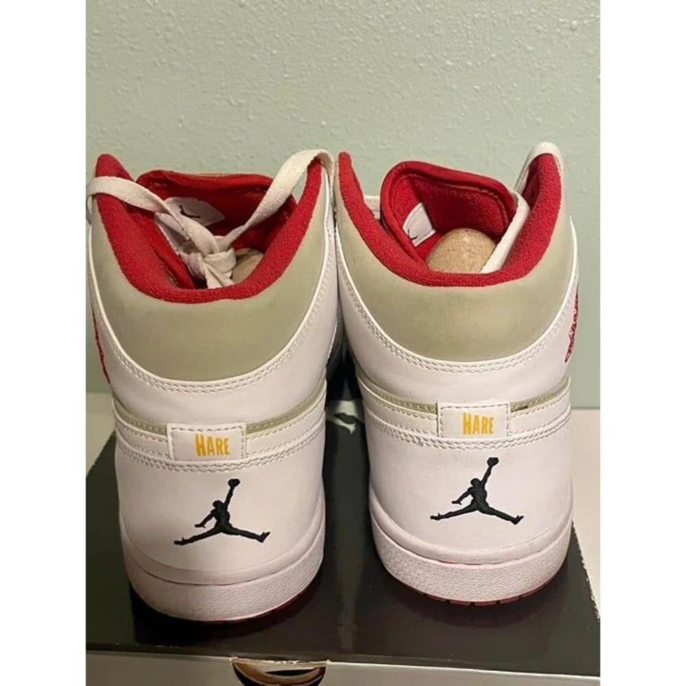 Jordan 1 Hare size 10.5 Men's Shoes Used 374454 011
